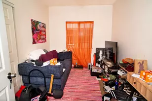 708 W 40th, Los Angeles, CA 90037 - Photo 23