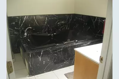 2927 S Genesee Avenue, Los Angeles, CA 90016 - Photo 15