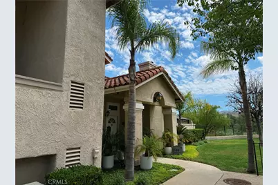 640 Kingswood Ln #F, Simi Valley, CA 93065 - Photo 5