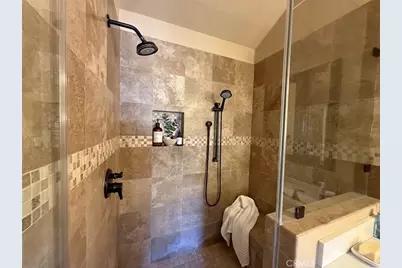 640 Kingswood Ln #F, Simi Valley, CA 93065 - Photo 17