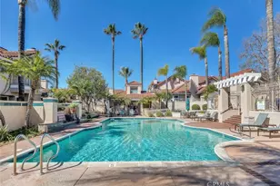 640 Kingswood Ln, Simi Valley, CA 93065 - Photo 23