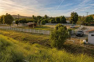 30204 Canoe, Canyon Country, CA 91390 - Photo 37