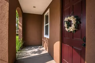 545 N Chardonnay Dr, Covina, CA 91723 - Photo 3