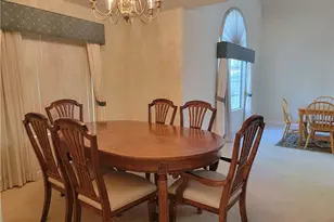 44436 Shadowcrest Dr, Lancaster, CA 93536 - Photo 11