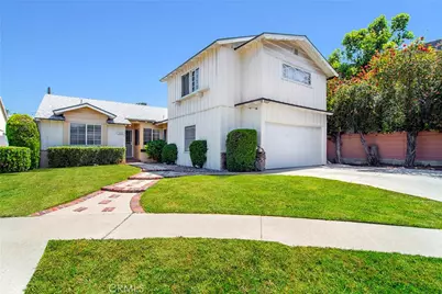 5300 Garden Grove Avenue, Tarzana, CA 91356 - Photo 1