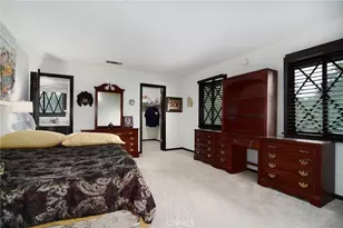 5515 Shirley Ave, Tarzana, CA 91356 - Photo 25