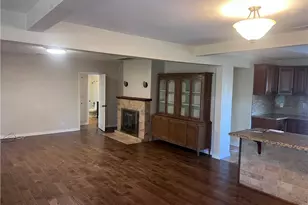 124 N Naomi, Burbank, CA 91505 - Photo 11