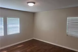 124 N Naomi, Burbank, CA 91505 - Photo 15