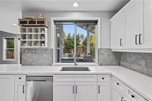 23717 Shadylane Pl, Valencia, CA 91354 - Photo 17