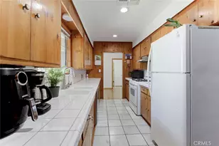 1335 N Niagara St, Burbank, CA 91505 - Photo 21