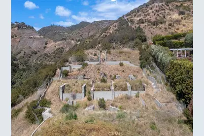 27061 Sea Vista Dr., Malibu, CA 90265 - Photo 7