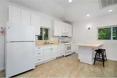 6508 Moorcroft Avenue, Woodland Hills, CA 91303 - Photo 39