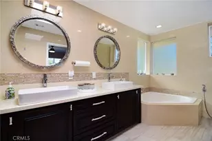 6508 Moorcroft Ave, Woodland Hills, CA 91303 - Photo 23