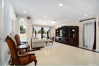 6508 Moorcroft Avenue, Woodland Hills, CA 91303 - Photo 11