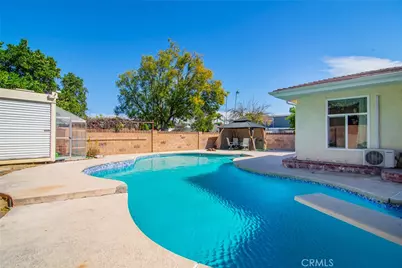 6508 Moorcroft Avenue, Woodland Hills, CA 91303 - Photo 33