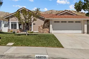 15219 Poppy Meadow, Canyon Country, CA 91387 - Photo 33