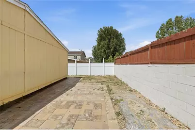 29667 Cromwell, Castaic, CA 91384 - Photo 11