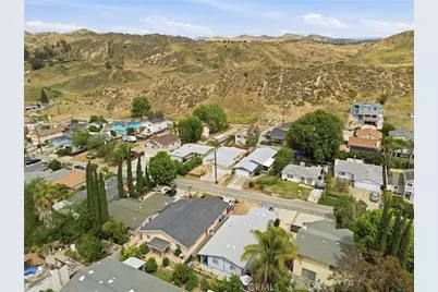 29667 Cromwell, Castaic, CA 91384 - Photo 17