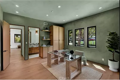 5636 Rawlings Avenue, Woodland Hills, CA 91367 - Photo 15