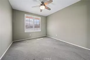 28269 Rodgers, Saugus, CA 91350 - Photo 33