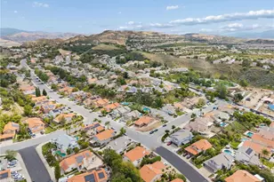 28269 Rodgers, Saugus, CA 91350 - Photo 49