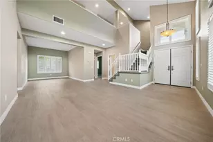 28269 Rodgers, Saugus, CA 91350 - Photo 5