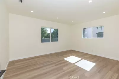 15724 Chase Street, North Hills, CA 91343 - Photo 19