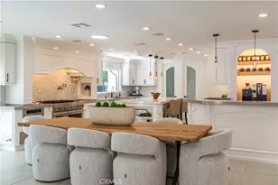 5242 Topeka Dr, Tarzana, CA 91356 - Photo 11