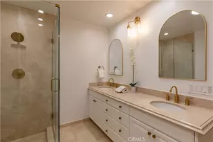 5242 Topeka Dr, Tarzana, CA 91356 - Photo 61
