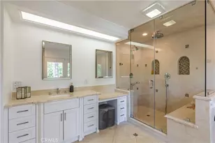 5242 Topeka Dr, Tarzana, CA 91356 - Photo 59