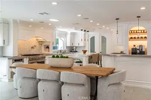 5242 Topeka Dr, Tarzana, CA 91356 - Photo 11