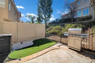 28541 Old Spanish Trail, Saugus, CA 91390 - Photo 25