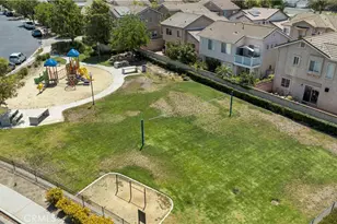 292 Edgemire Ln, Simi Valley, CA 93065 - Photo 41