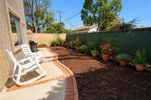 292 Edgemire Ln, Simi Valley, CA 93065 - Photo 27