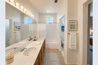 292 Edgemire Lane, Simi Valley, CA 93065 - Photo 17