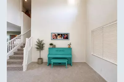 292 Edgemire Lane, Simi Valley, CA 93065 - Photo 13