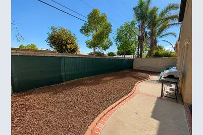 292 Edgemire Lane, Simi Valley, CA 93065 - Photo 25