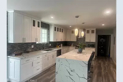 11024 Peoria Street, Los Angeles, CA 91352 - Photo 9
