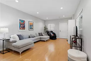 22702 Califa St, Woodland Hills, CA 91367 - Photo 47