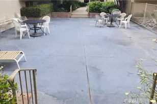 5400 Lindley Ave, Encino, CA 91316 - Photo 11