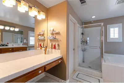 29315 Sequoia, Canyon Country, CA 91387 - Photo 21