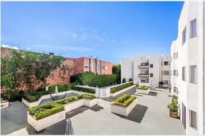 17914 Magnolia Boulevard #210, Encino, CA 91316 - Photo 3