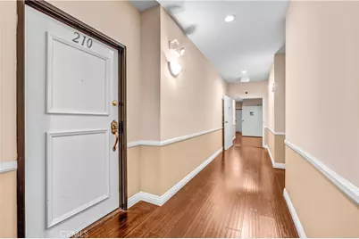 17914 Magnolia Boulevard #210, Encino, CA 91316 - Photo 3