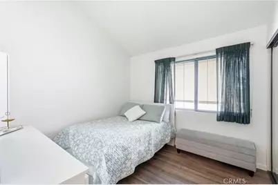 7255 Balboa #20, Lake Balboa, CA 91406 - Photo 13