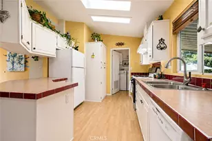 4201 Topanga Canyon Blvd, Woodland Hills, CA 91364 - Photo 9