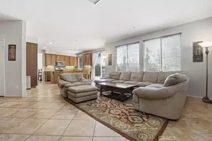 15235 Blue Spruce Ln, Fontana, CA 92336 - Photo 3