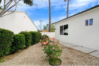 20123 Haynes Street, Winnetka, CA 91306 - Photo 5