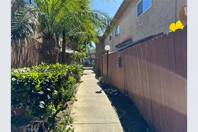 9019 Cedros Avenue #12, Panorama City, CA 91402 - Photo 13