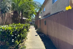 9019 Cedros Ave, Panorama City, CA 91402 - Photo 13