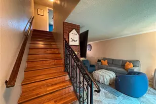 9019 Cedros Ave, Panorama City, CA 91402 - Photo 11